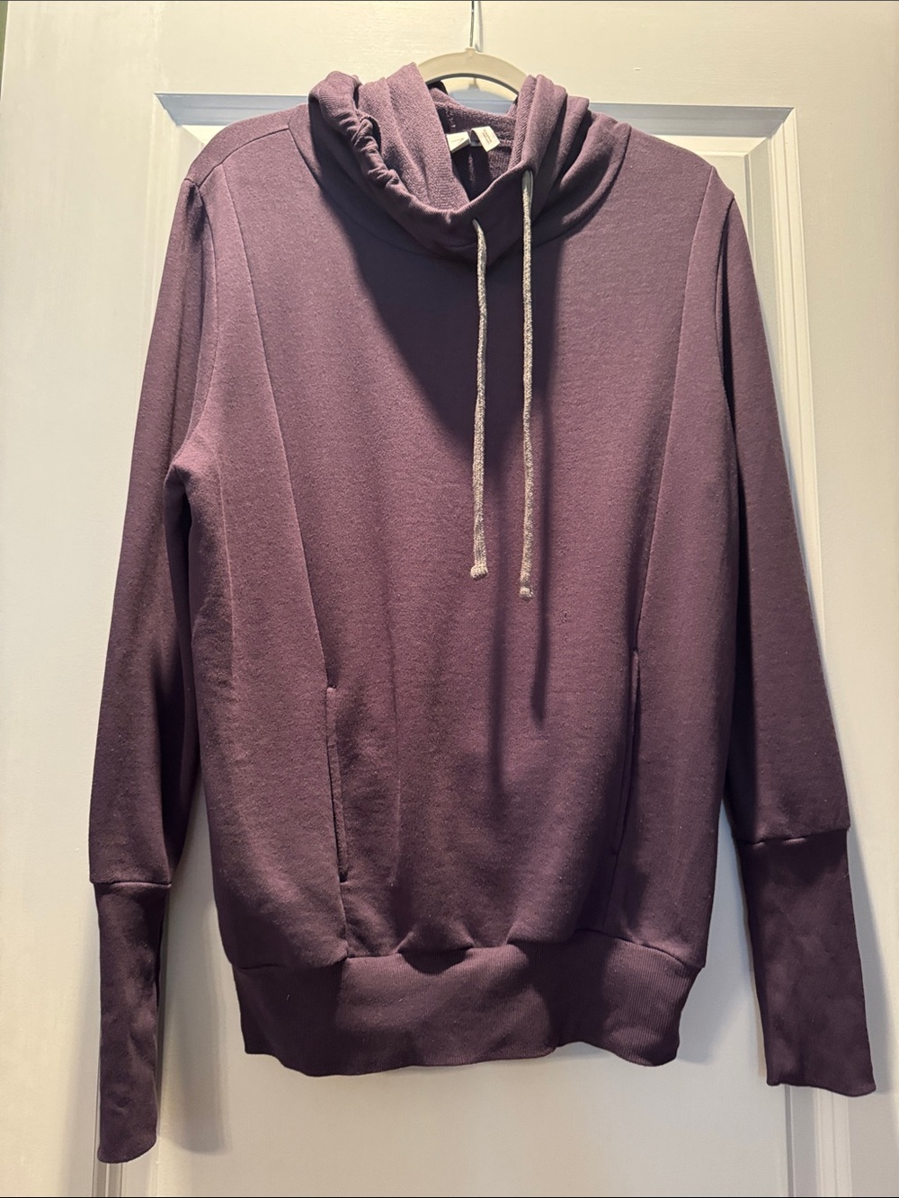 Zella Women's Pullover Hoodie in Plum